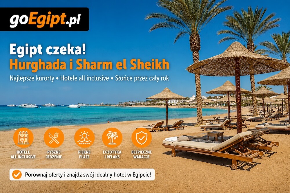 Plaża hotelowa w Egipcie przy hotelu all inclusive dla turystów