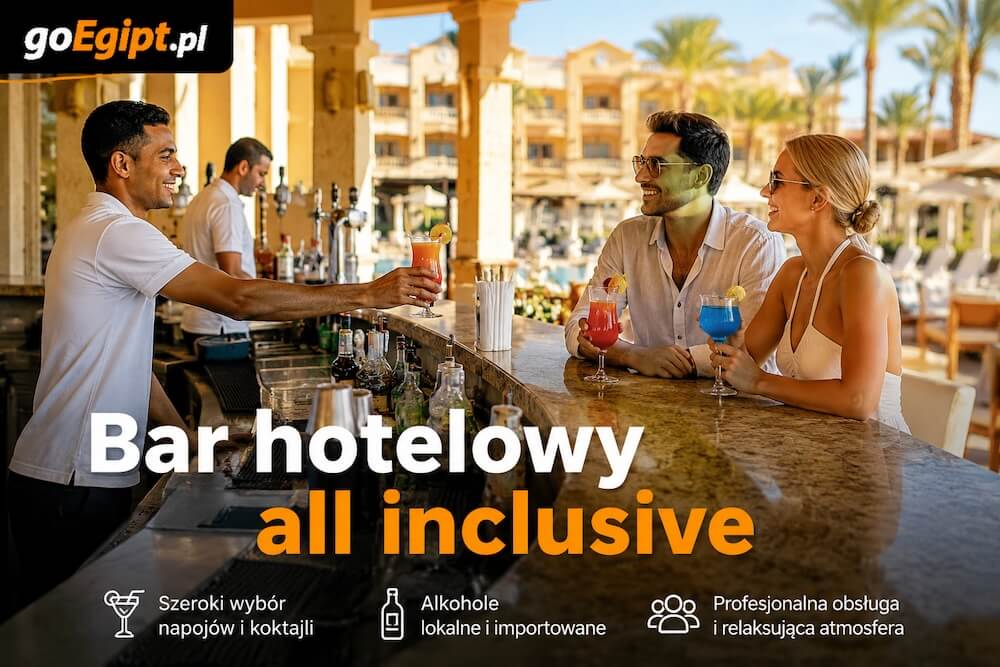 Hotelowy bar all inclusive w Egipcie z napojami i alkoholem dla gości